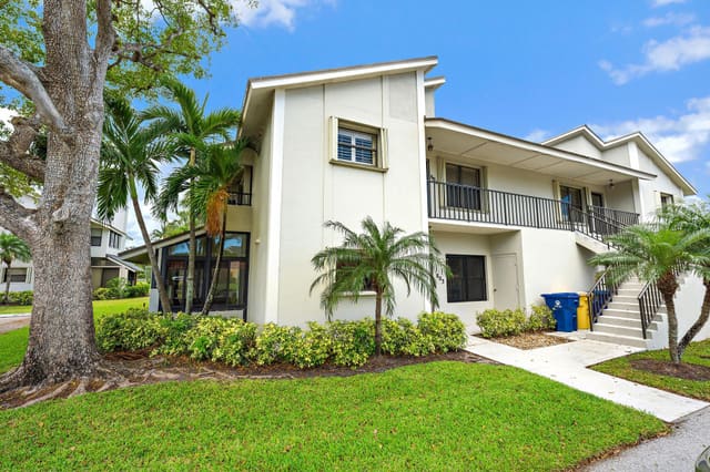 803 Clubhouse Circle, Jupiter, FL 33477