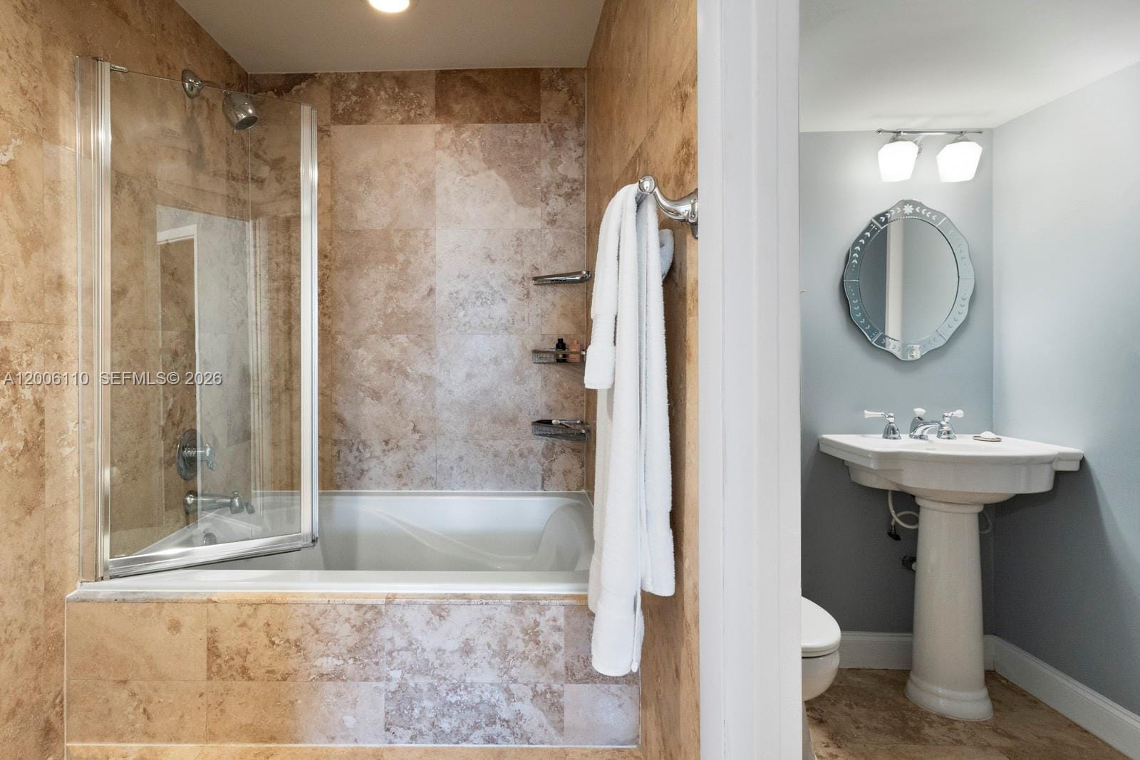5 Island Avenue LE — photo 9