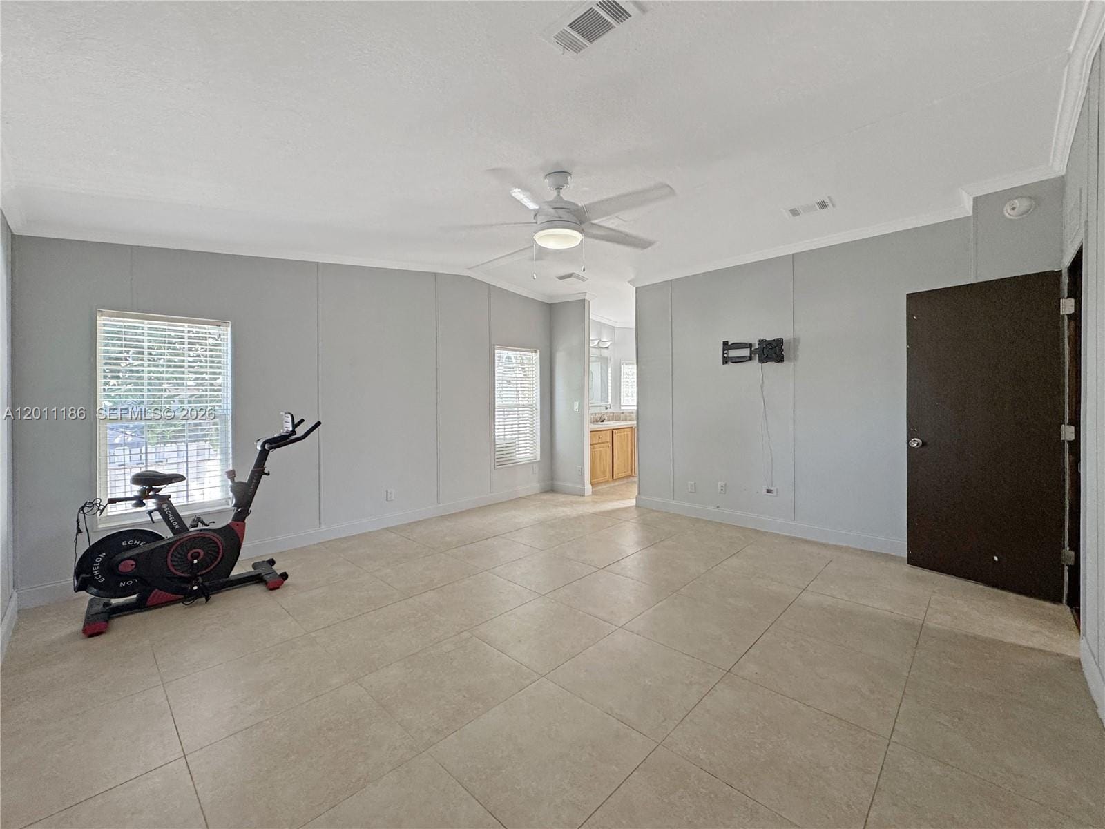 2863 SW 58th Manor — photo 8