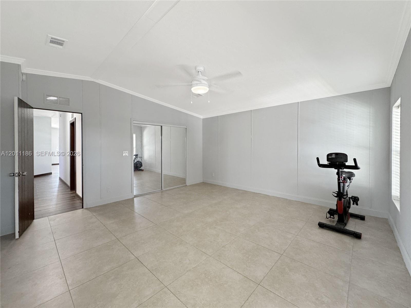 2863 SW 58th Manor — photo 9