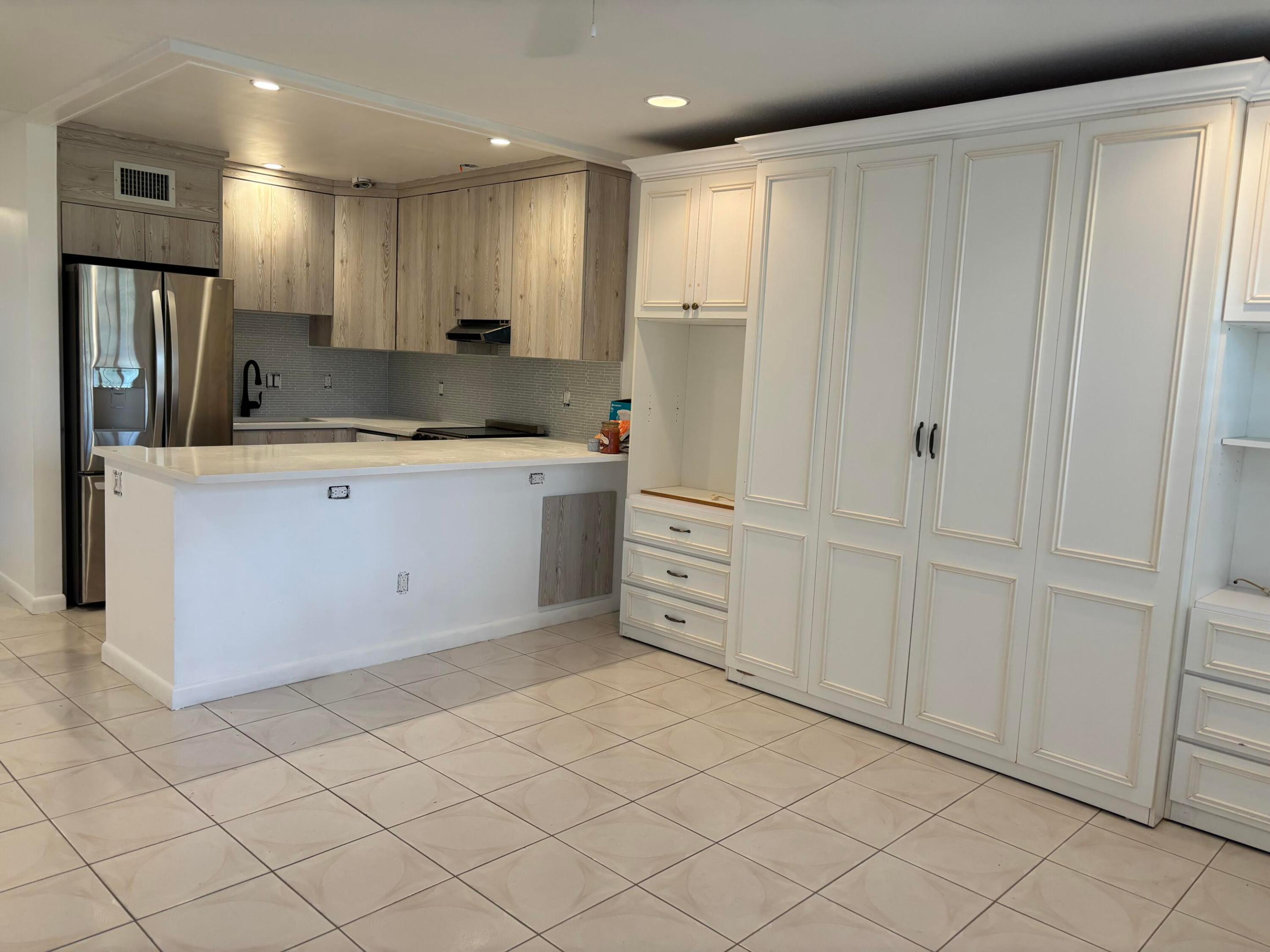223 Coventry J 223, West Palm Beach, FL 33417, West Palm Beach
