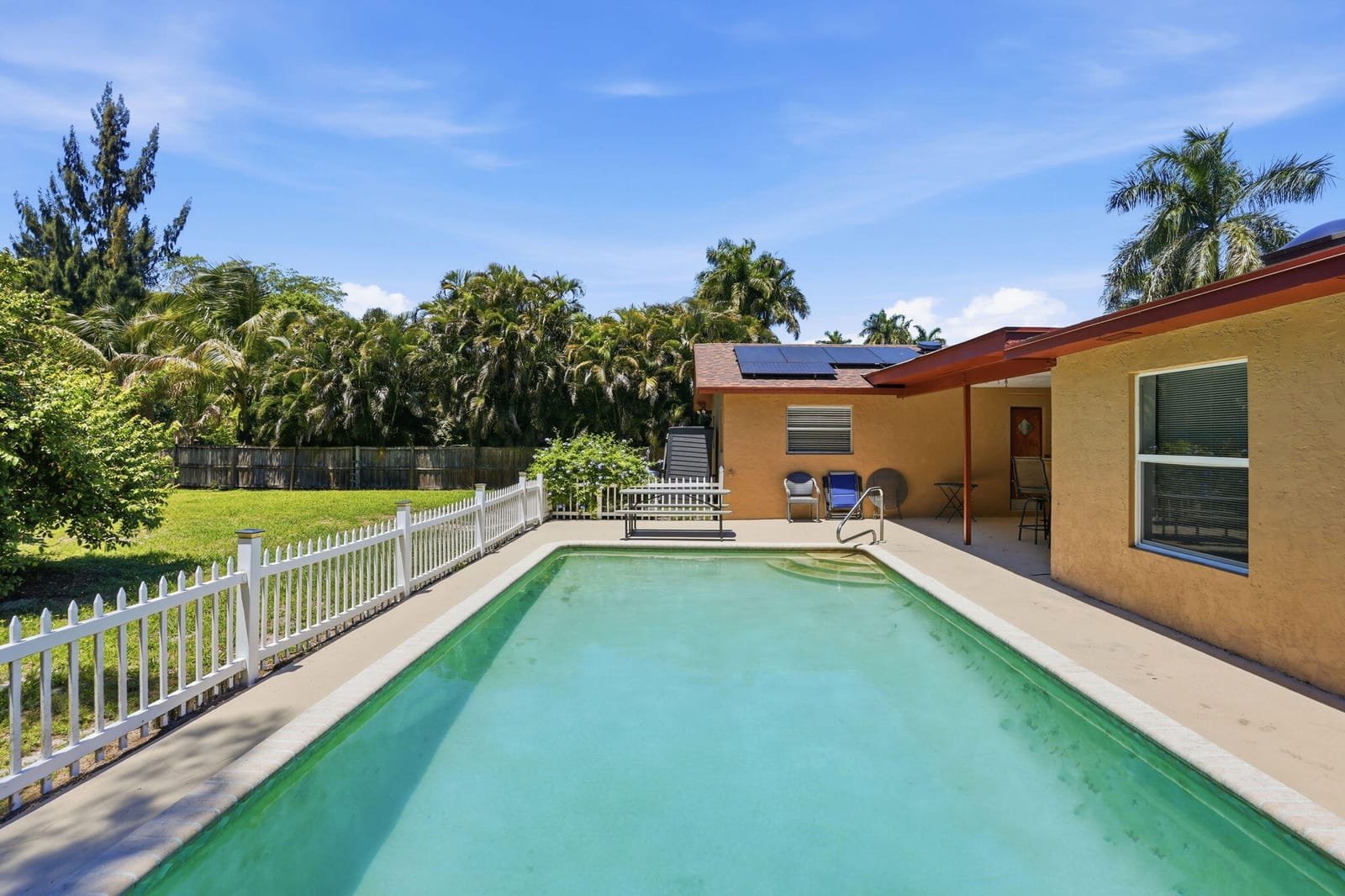 128 Barberton Road, Lake Worth, FL 33467 photo 9