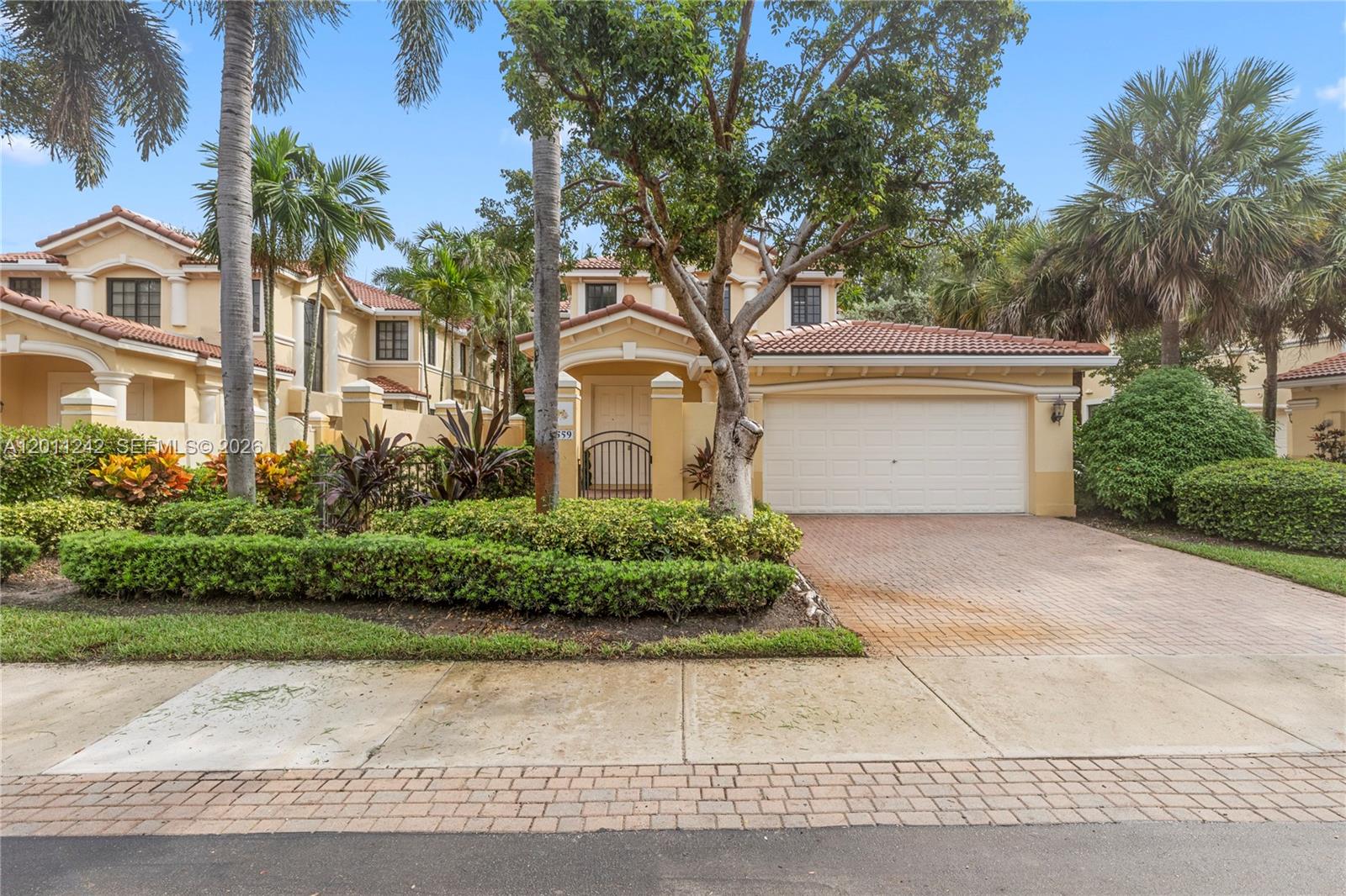 1559 Passion Vine Cr 7-2 7-2, Weston, FL 33326, Weston