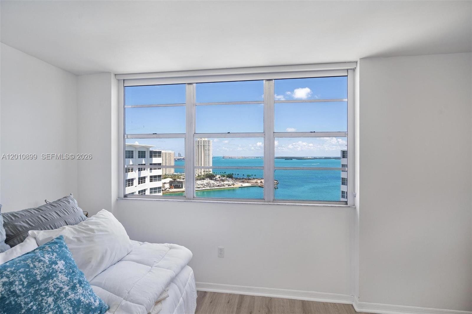 825 Brickell Bay Drive 2042 — photo 9