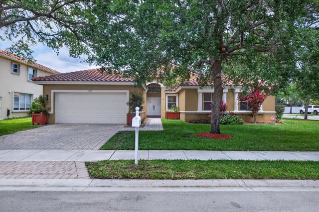 19111 SW 8th Street, sold in Vulcan Materials Company, Pembroke Pines, FL