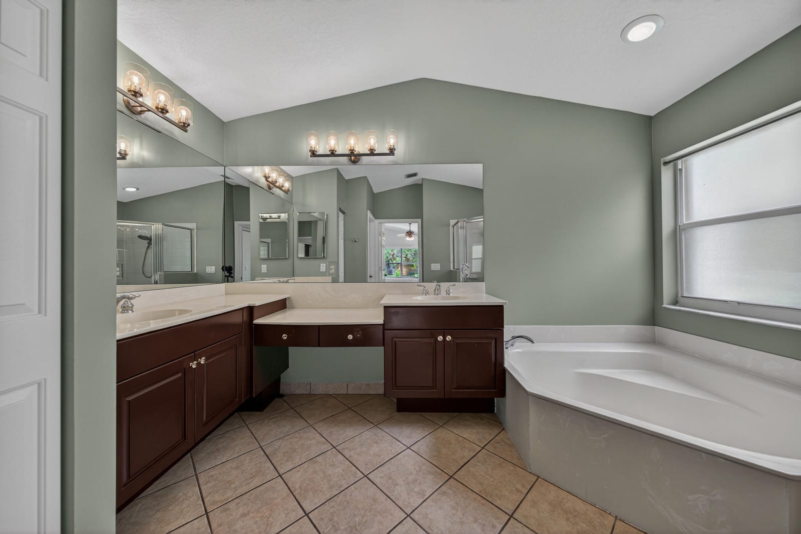 19111 SW 8th Street, Pembroke Pines, FL 33029 photo 20