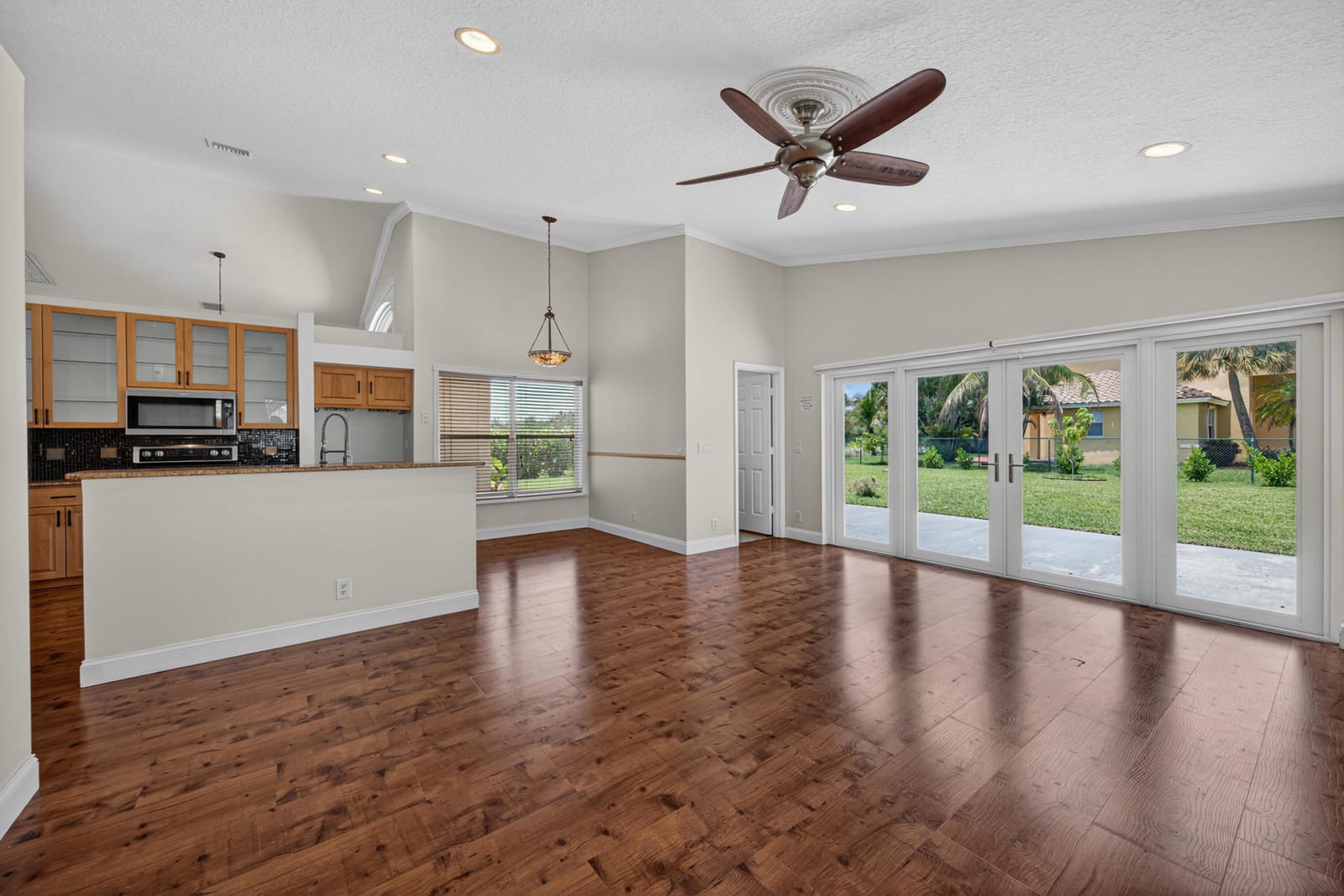 19111 SW 8th Street, Pembroke Pines, FL 33029 photo 3
