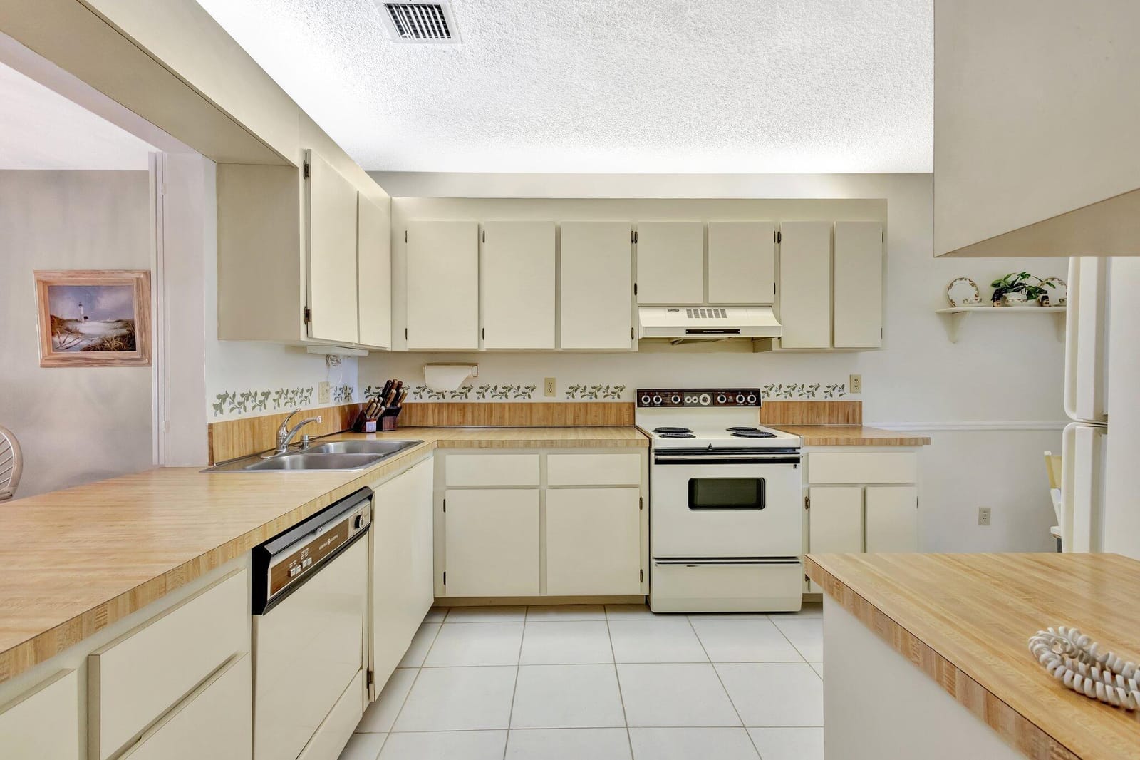 1600 SE Saint Lucie Boulevard SE 211 — photo 11