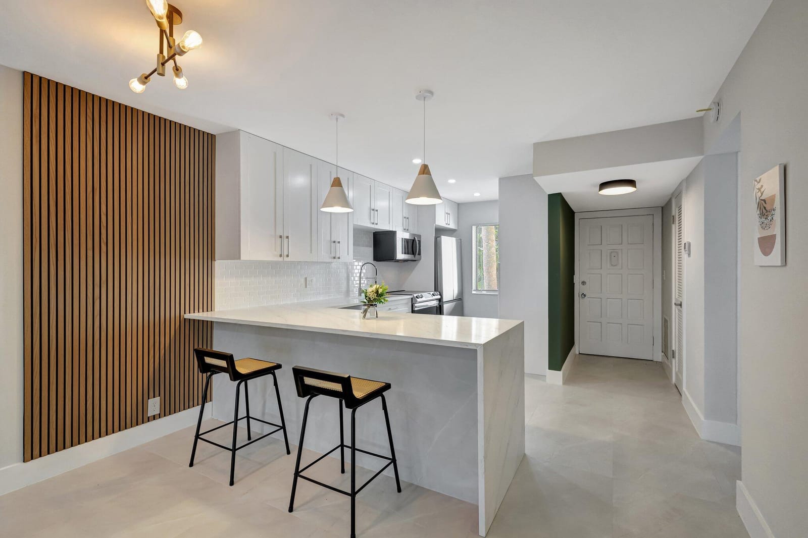 4090 Tivoli Court 208 — photo 2