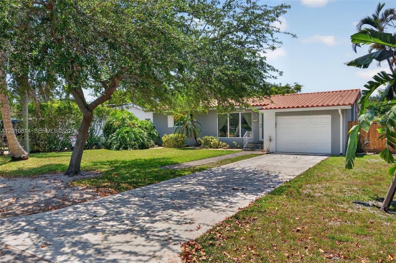 11400 NE 9th Avenue, Biscayne Park, FL 33161 photo 2
