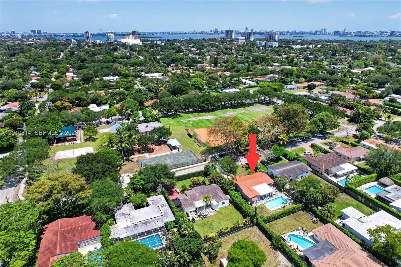 11400 NE 9th Avenue, Biscayne Park, FL 33161 photo 4