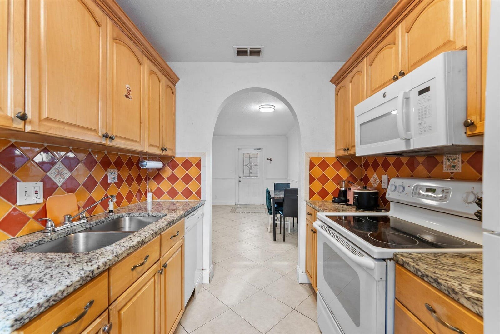 2831 N Seacrest Boulevard, Boynton Beach, FL 33435 photo 11