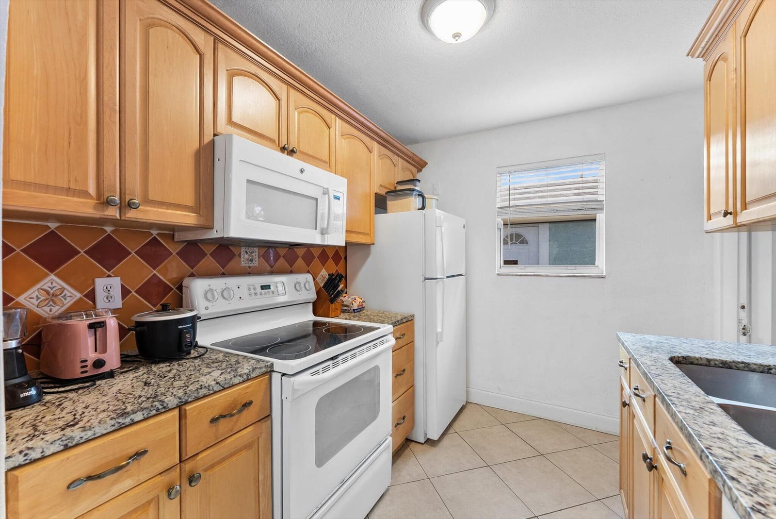 2831 N Seacrest Boulevard, Boynton Beach, FL 33435 photo 9