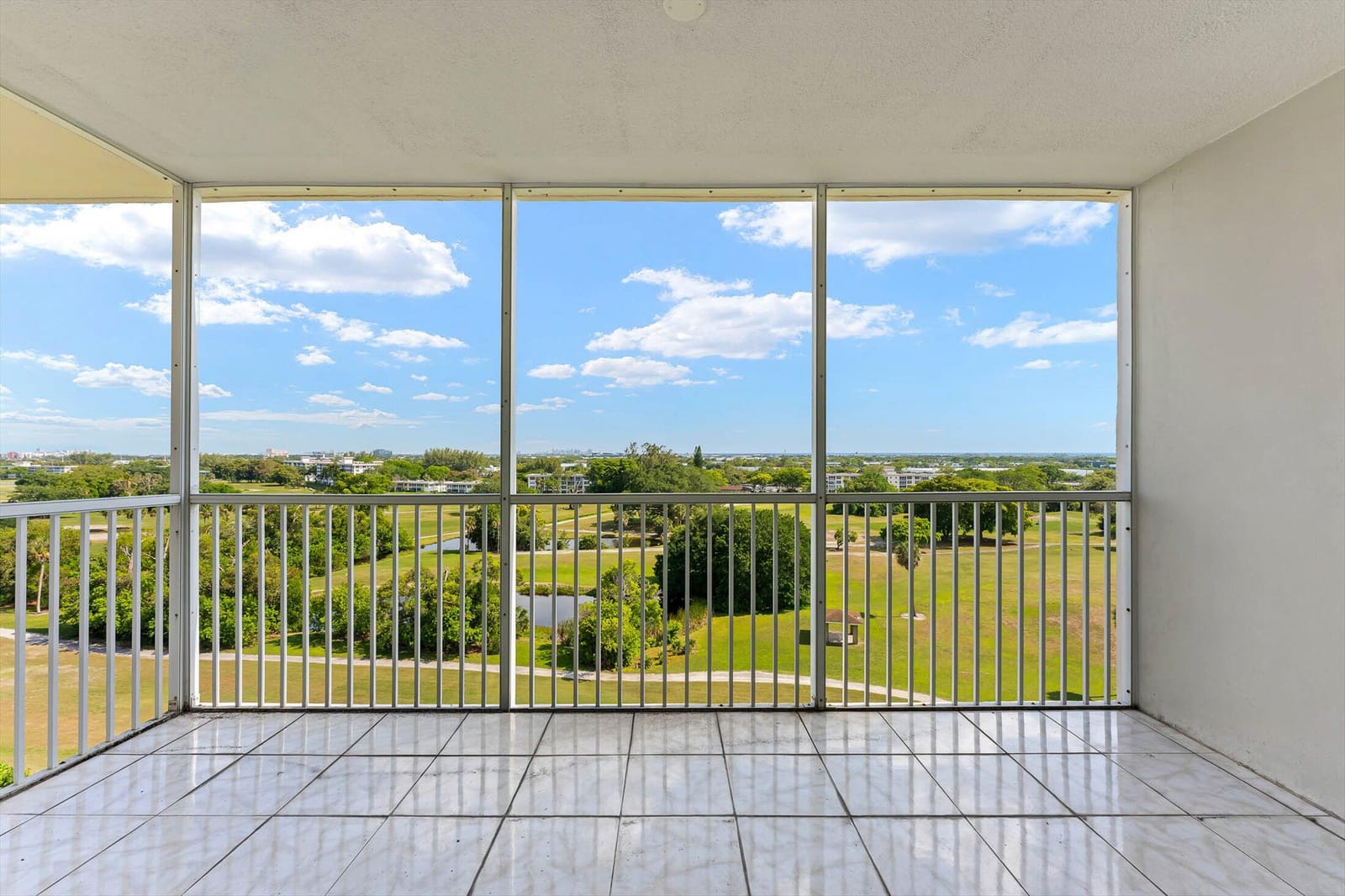 3050 N Palm Aire Drive 910, Pompano Beach, FL 33069 photo 5