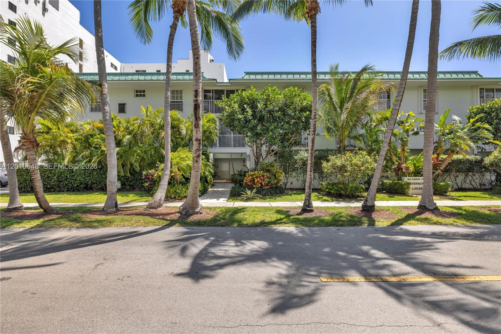 300 Sunrise Drive 1B, Key Biscayne, FL 33149, Key Biscayne