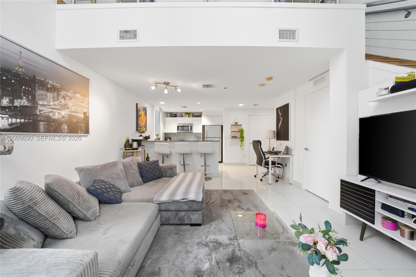 1050 Brickell Avenue 1002, Miami, FL 33131 photo 3