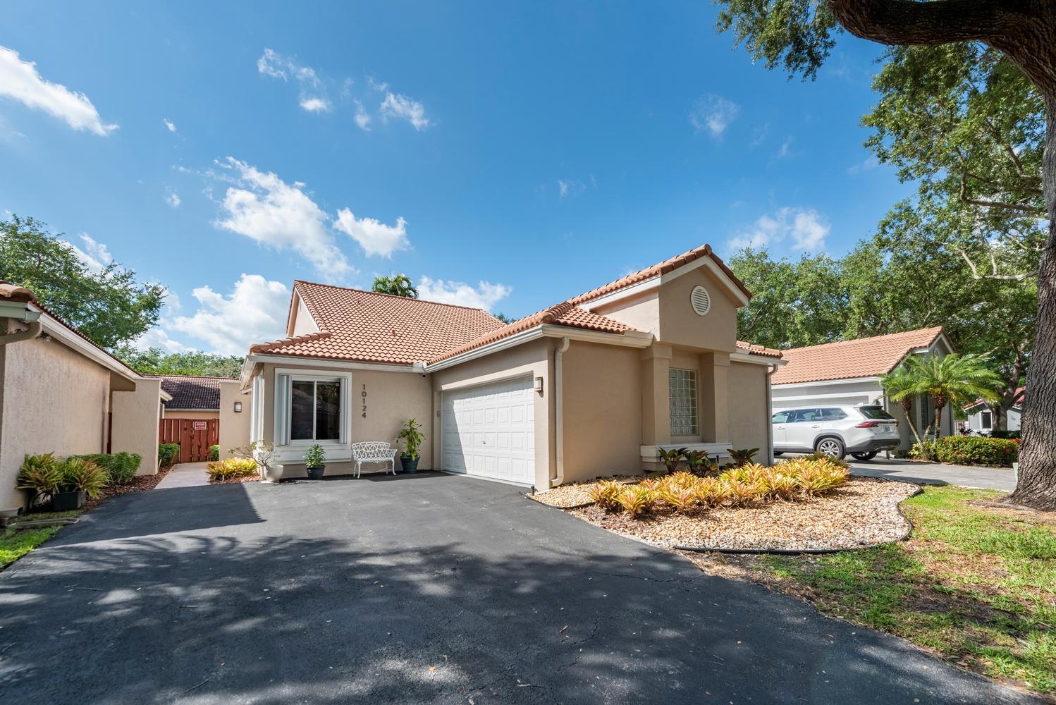 10124 NW 3rd Court, Plantation, FL 33324, Plantation