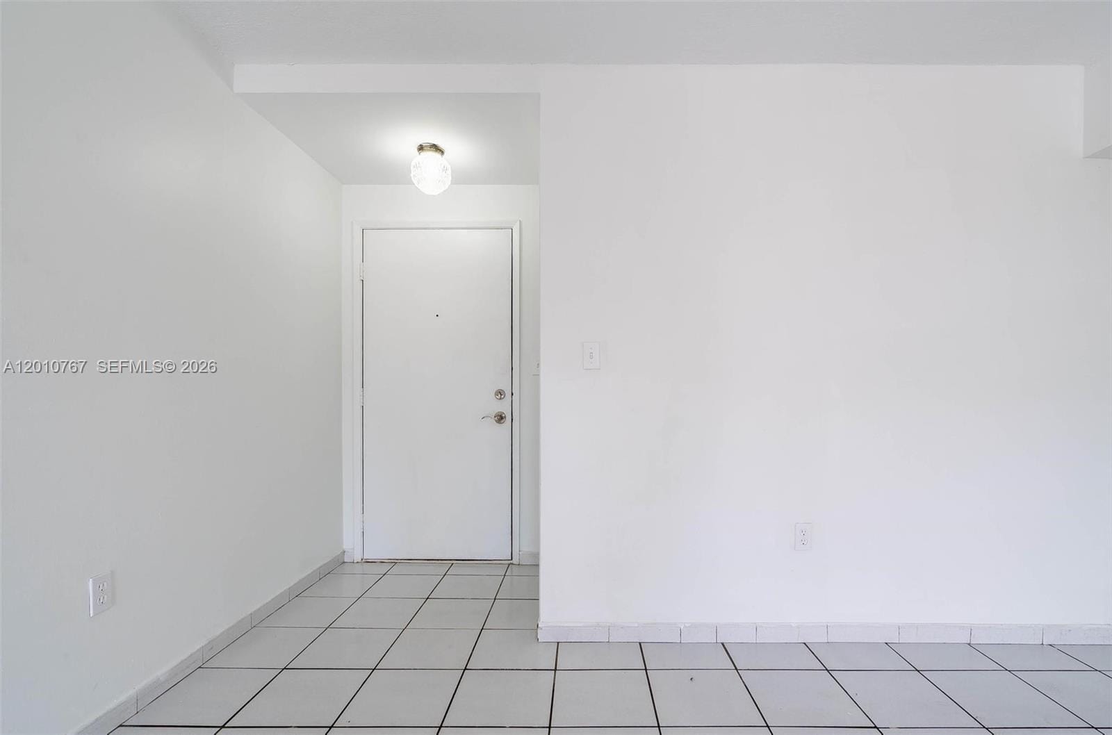 9431 Fontainebleau Boulevard 112, Miami, FL 33172 photo 3