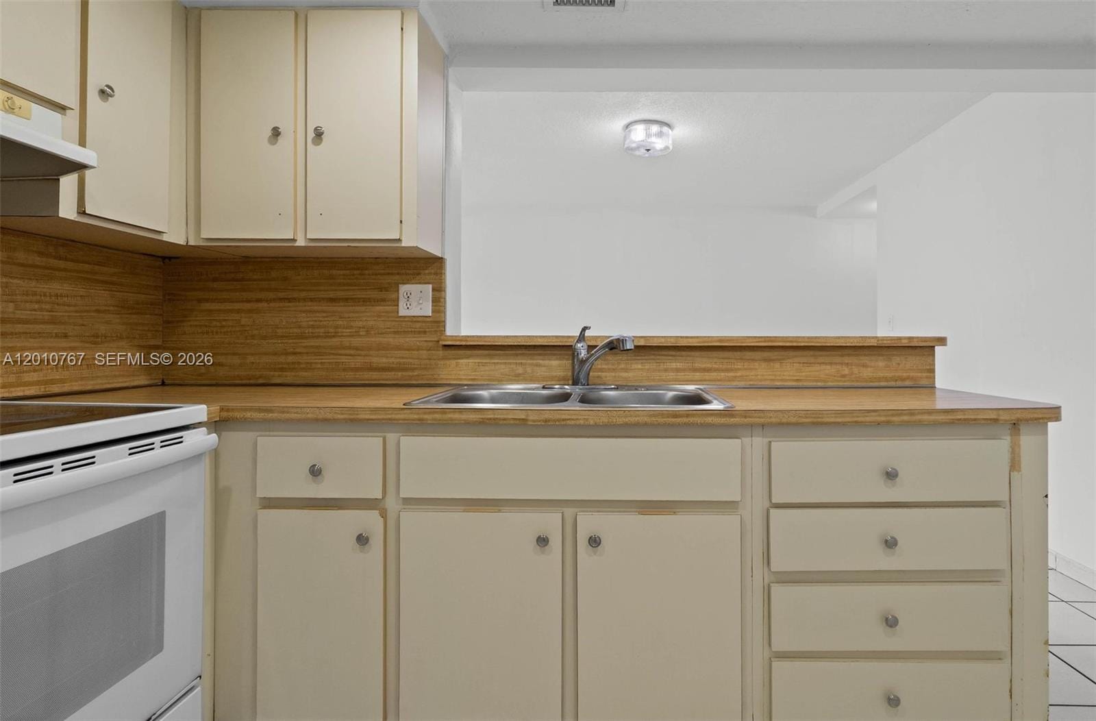 9431 Fontainebleau Boulevard 112, Miami, FL 33172 photo 25