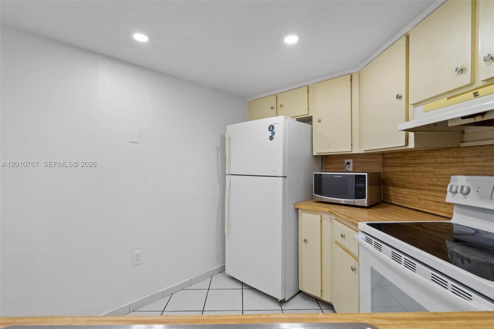 9431 Fontainebleau Boulevard 112, Miami, FL 33172 photo 26