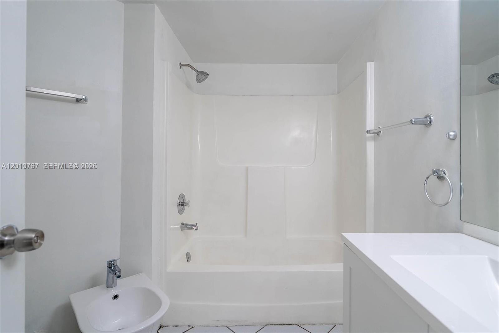 9431 Fontainebleau Boulevard 112, Miami, FL 33172 photo 10