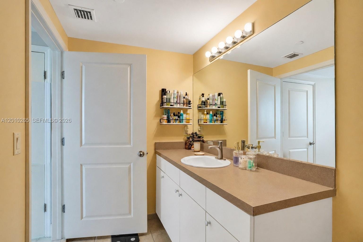 1250 S Miami Avenue 2103, Miami, FL 33130 photo 17