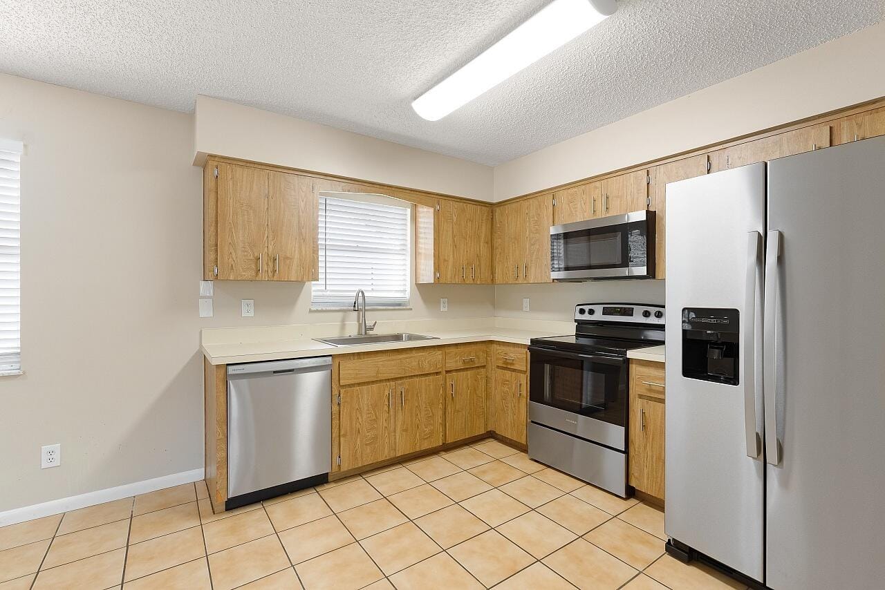 16 45th Avenue, Vero Beach, FL 32968 photo 10