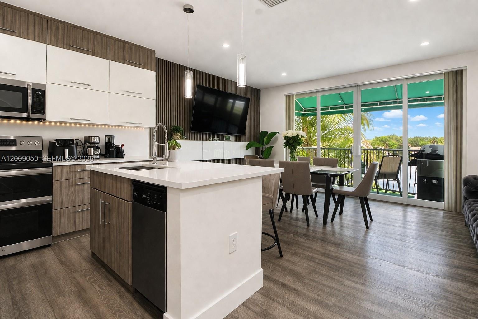 1441 NW 126th Way, Sunrise, FL 33323 photo 9