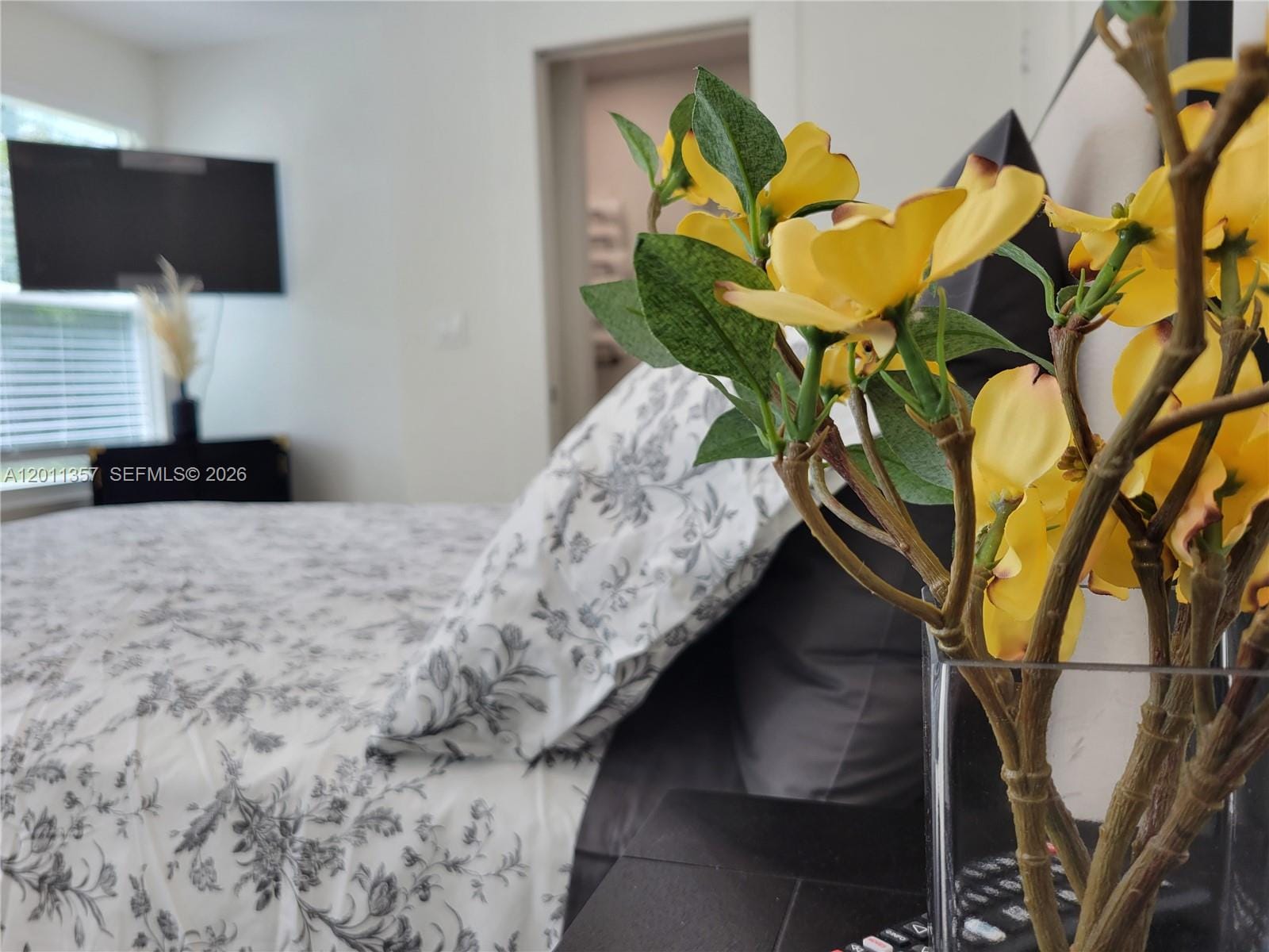 735 Tradewind Drive — photo 4