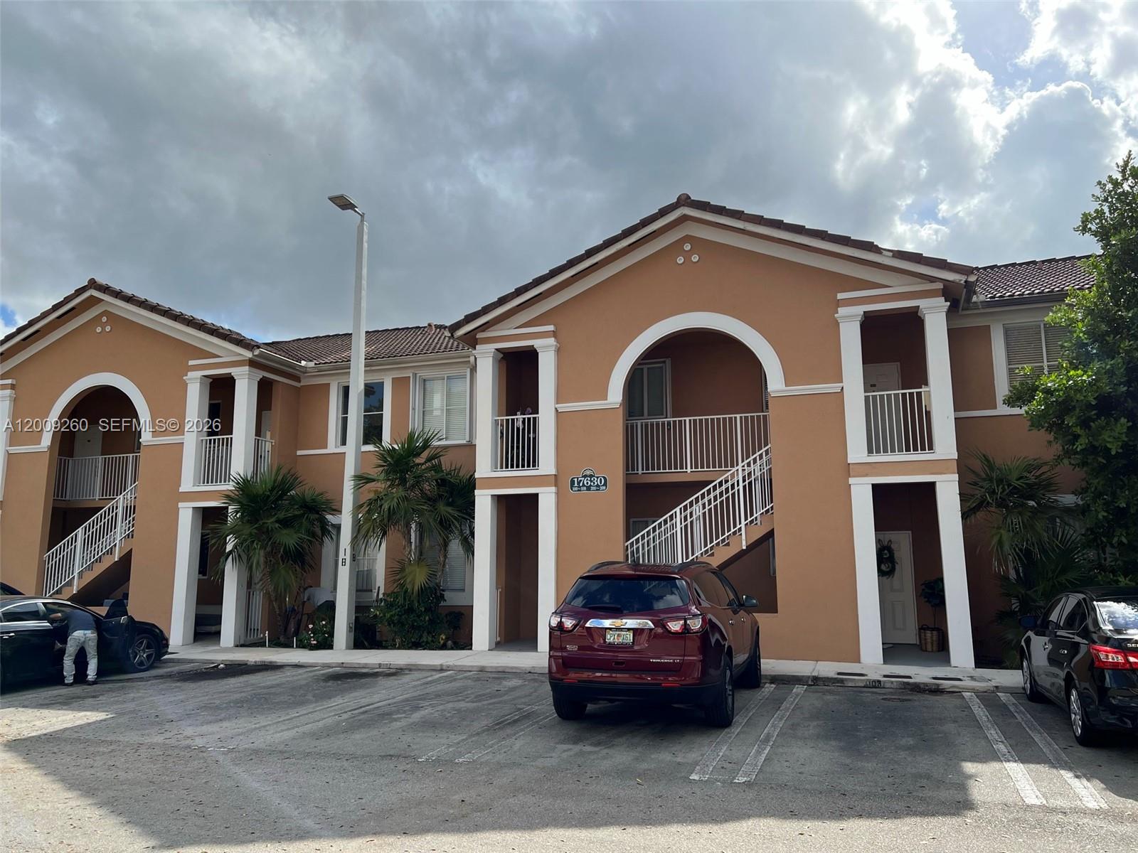 17630 NW 73rd Avenue 2034, Hialeah, FL 33015, Hialeah