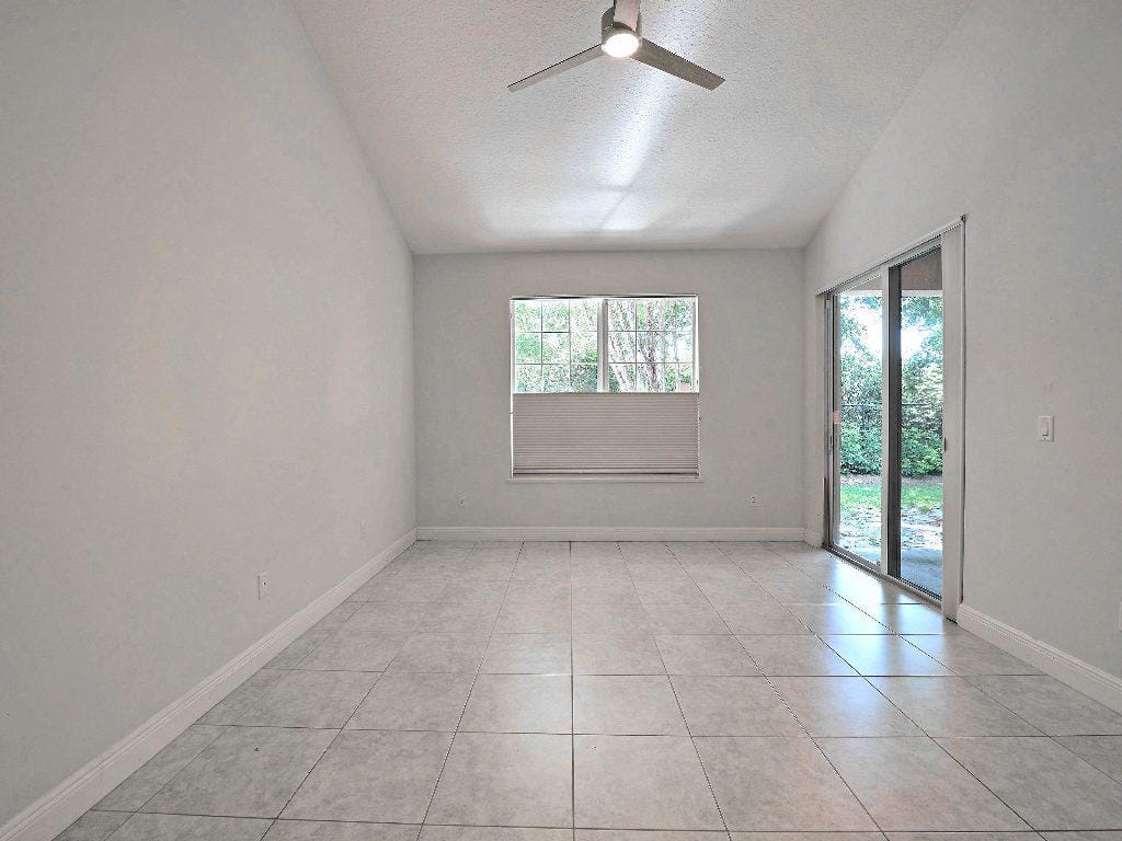 1645 Baseline Lane, Vero Beach, FL 32967 photo 9