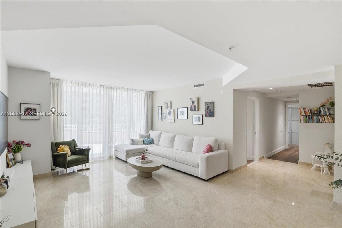 801 Brickell Key Boulevard 409, Miami, FL 33131 photo 12