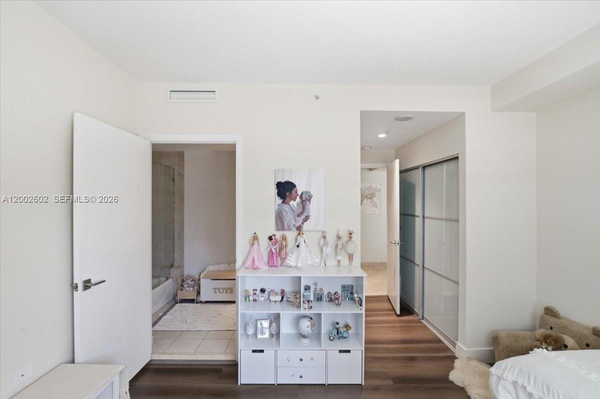 801 Brickell Key Boulevard 409, Miami, FL 33131 photo 19
