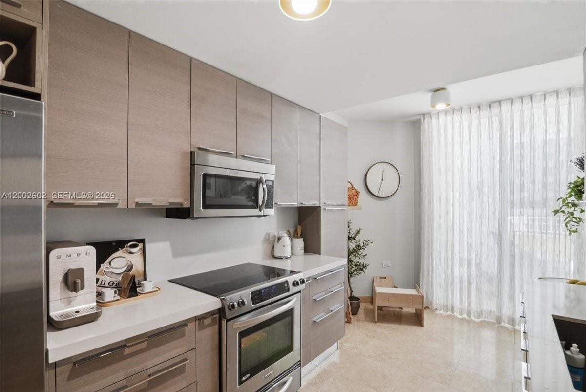 801 Brickell Key Boulevard 409, Miami, FL 33131 photo 8