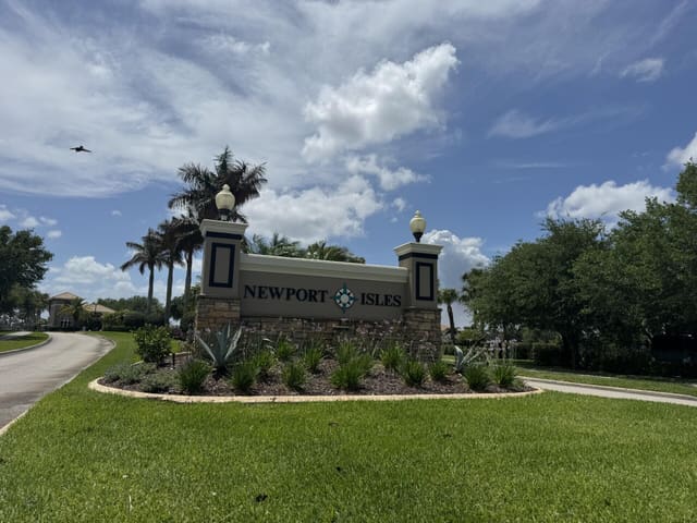 1804 SW Jamesport Drive, Port St. Lucie, FL 34953