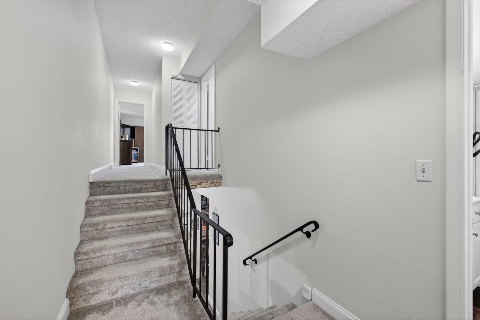 390 Golfview Road H, North Palm Beach, FL 33408 photo 13