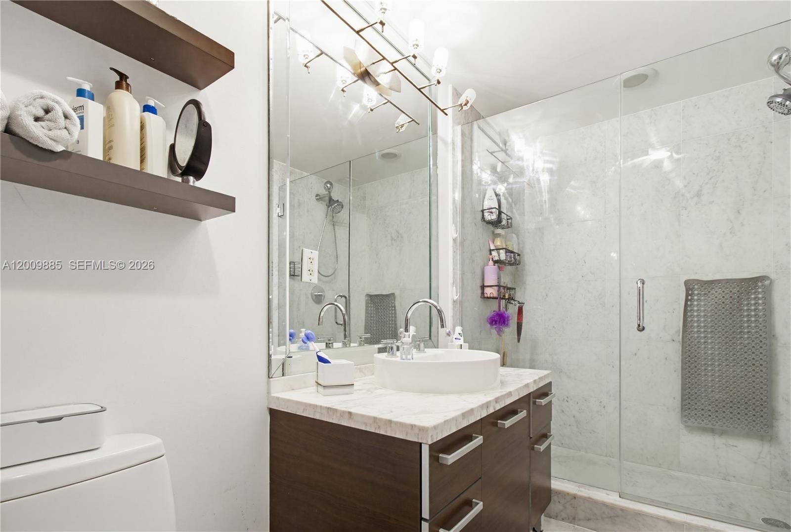 253 NE 2nd Street 2005, Miami, FL 33132 photo 14