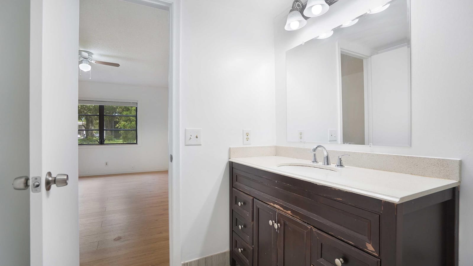 3105 Oakland Shores Drive J106, Oakland Park, FL 33309 photo 14