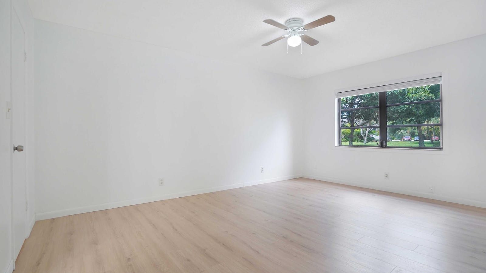 3105 Oakland Shores Drive J106, Oakland Park, FL 33309 photo 15