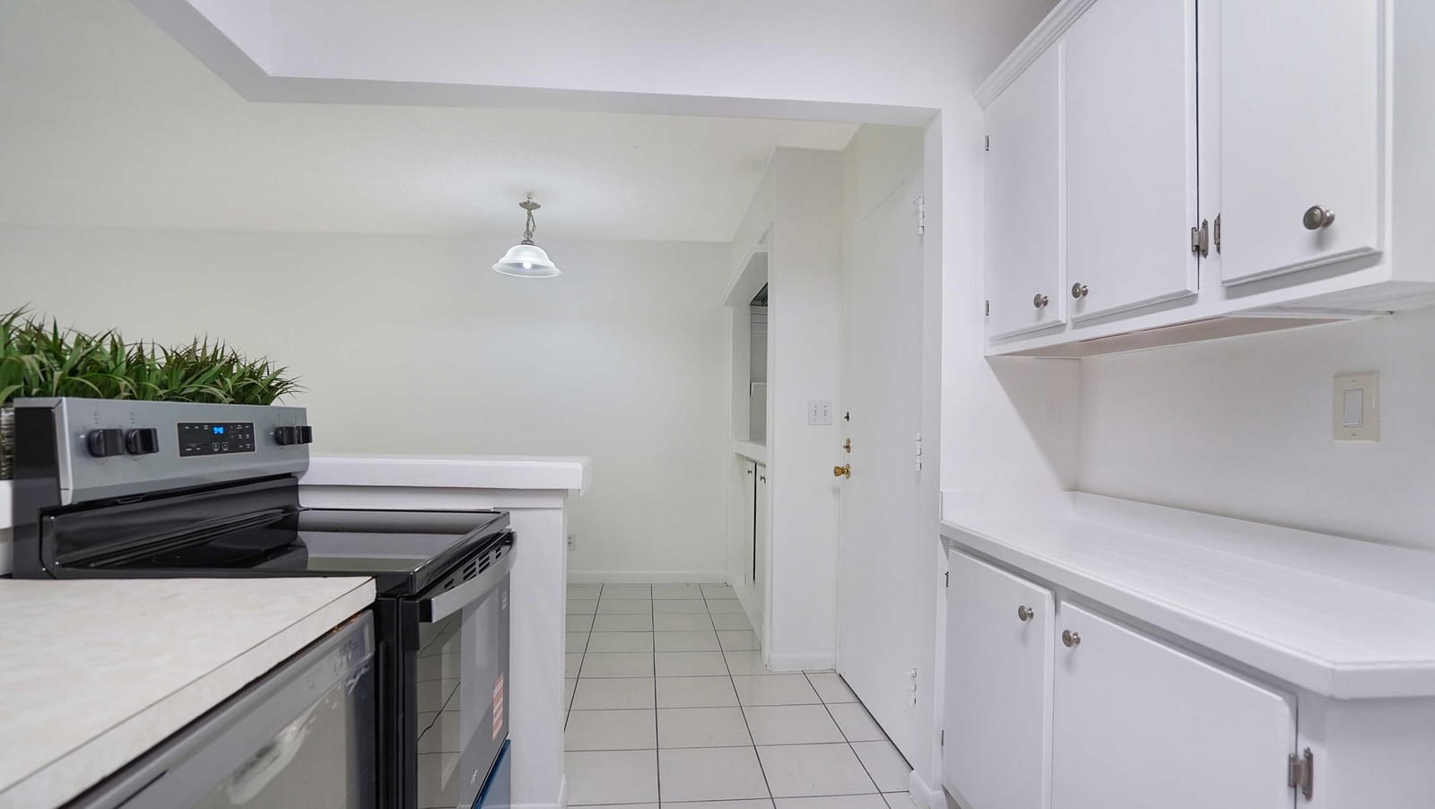 3105 Oakland Shores Drive J106, Oakland Park, FL 33309 photo 8