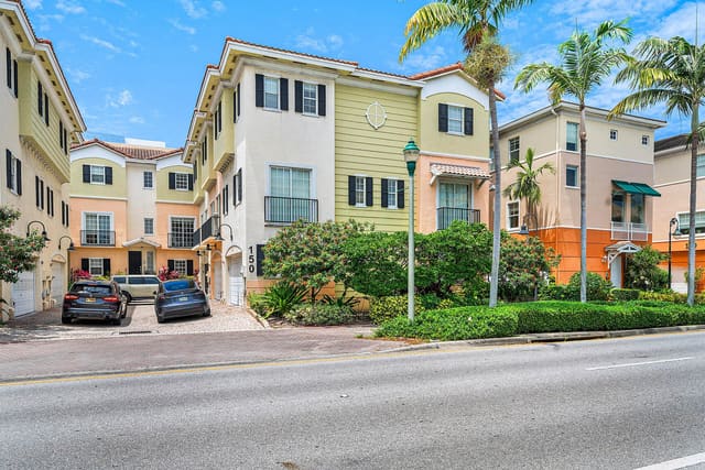 150 NE 6th Avenue P, sold in Porta Al Mare, Delray Beach, FL