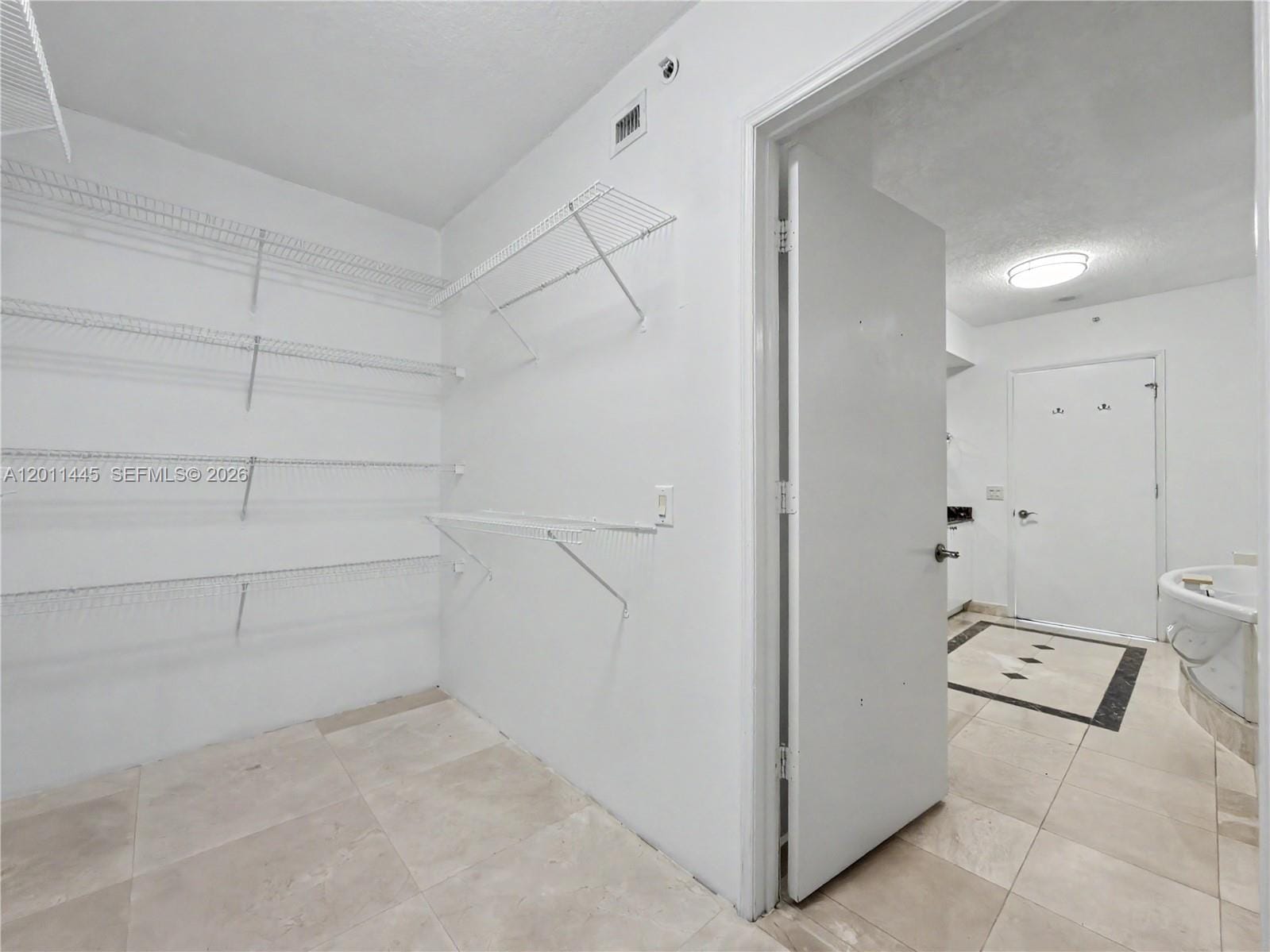 17555 Collins Avenue 1502, Sunny Isles Beach, FL 33160 photo 27
