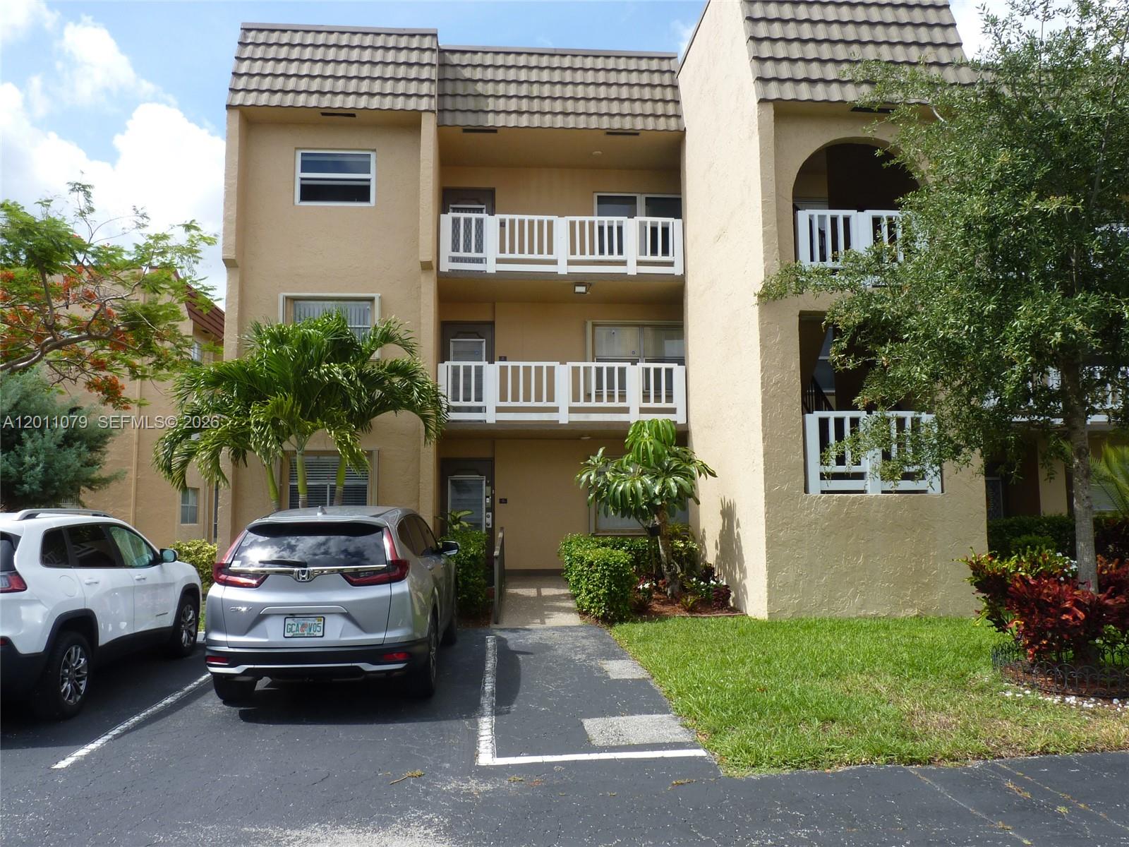 9241 Sunrise Lakes Boulevard 201, Sunrise, FL 33322, Sunrise
