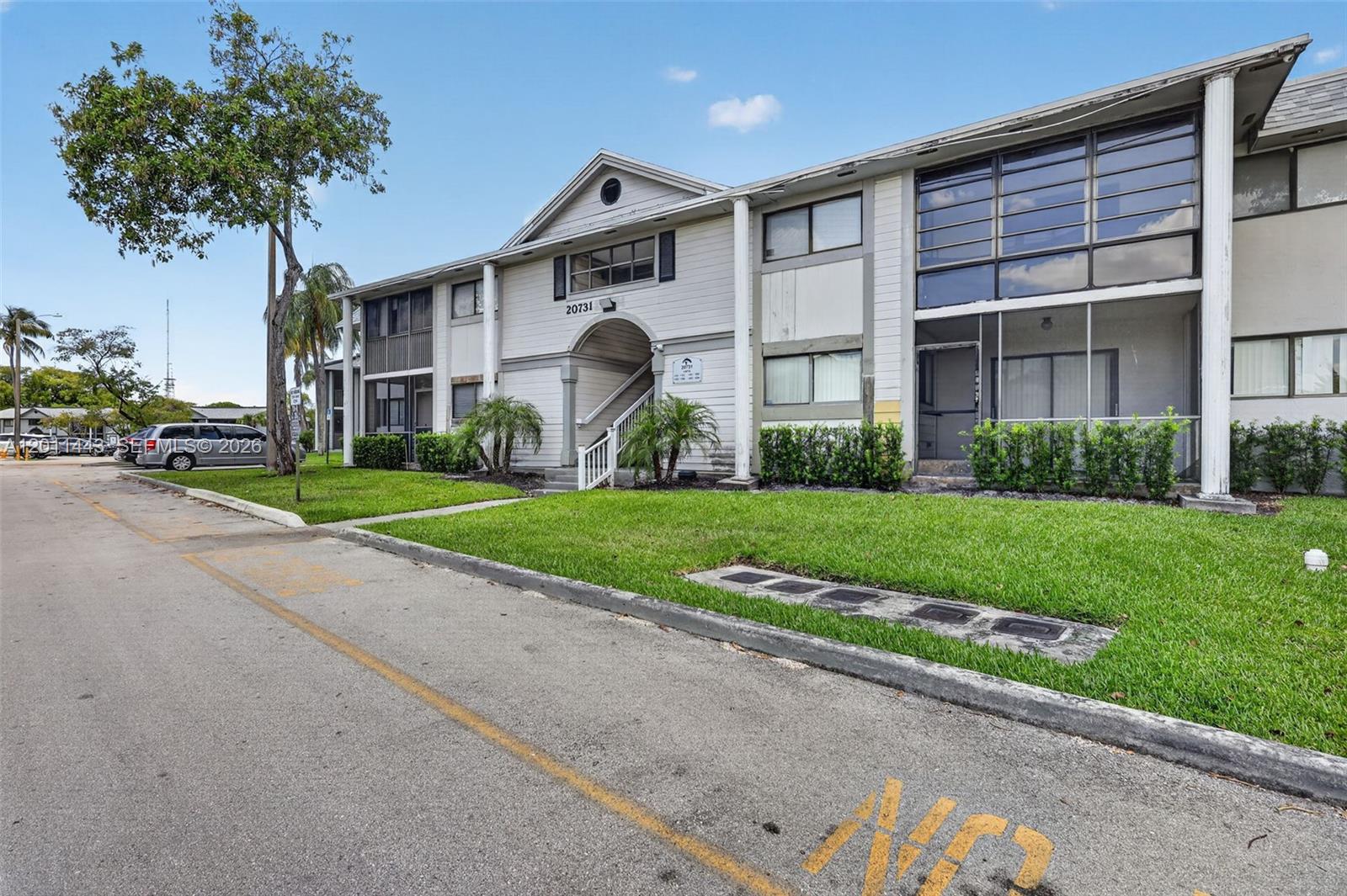 20731 NE 4th Place 104, Miami, FL 33179, Miami