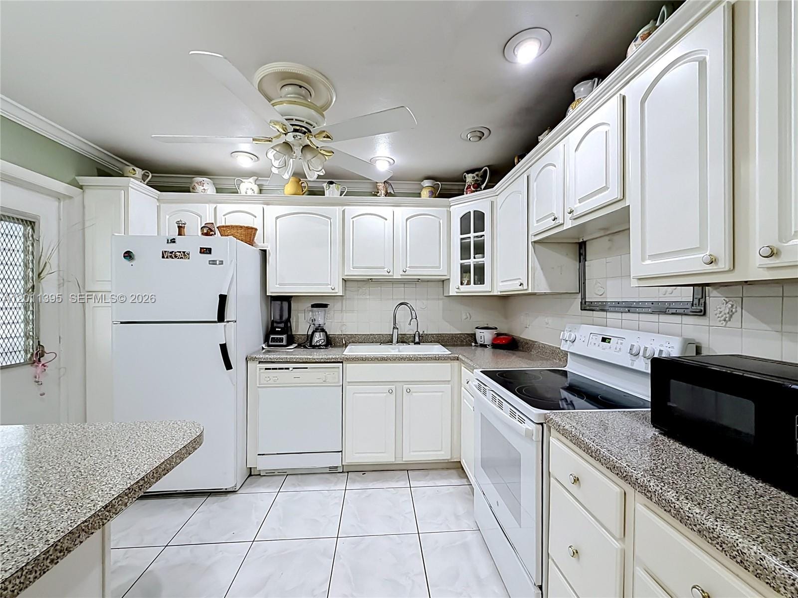 330 SE 2nd Street 305E, Hallandale Beach, FL 33009 photo 11
