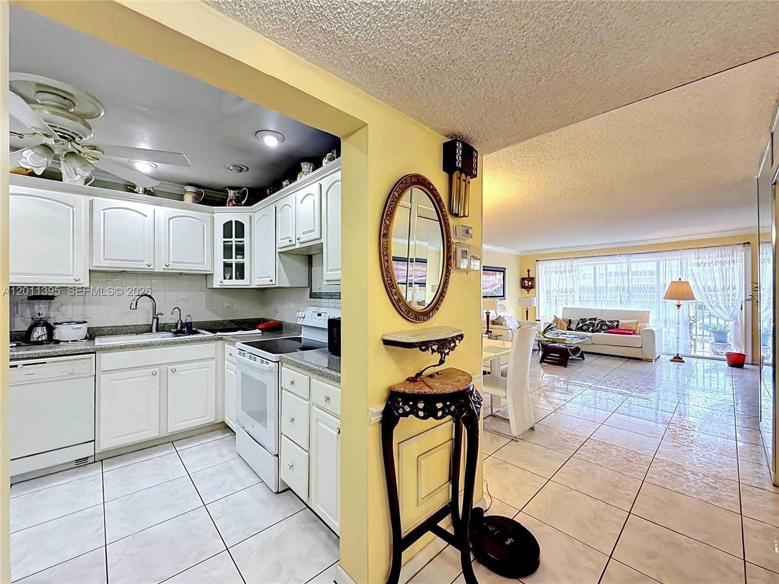 330 SE 2nd Street 305E, Hallandale Beach, FL 33009 photo 12