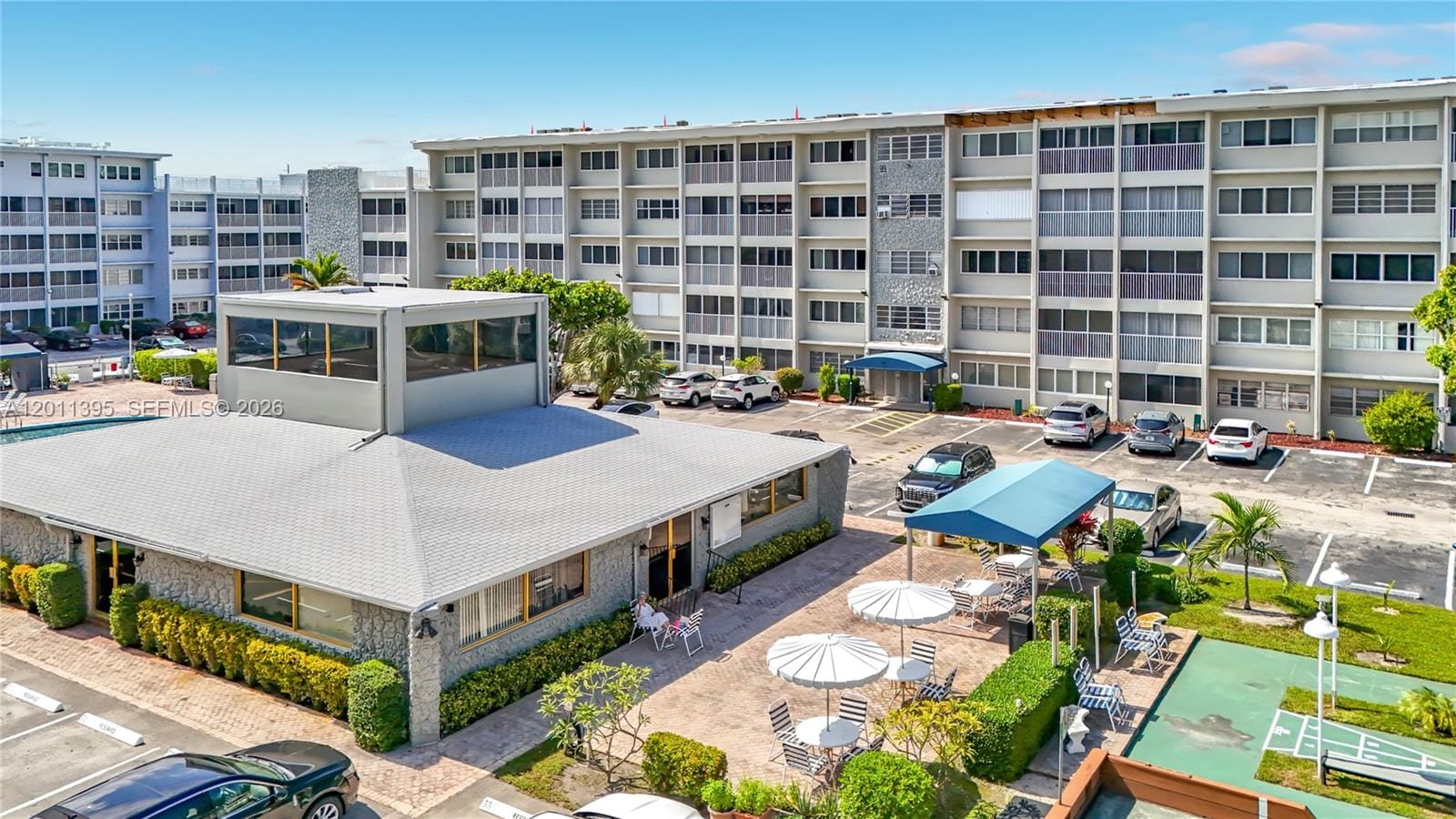330 SE 2nd Street 305E, Hallandale Beach, FL 33009 photo 5