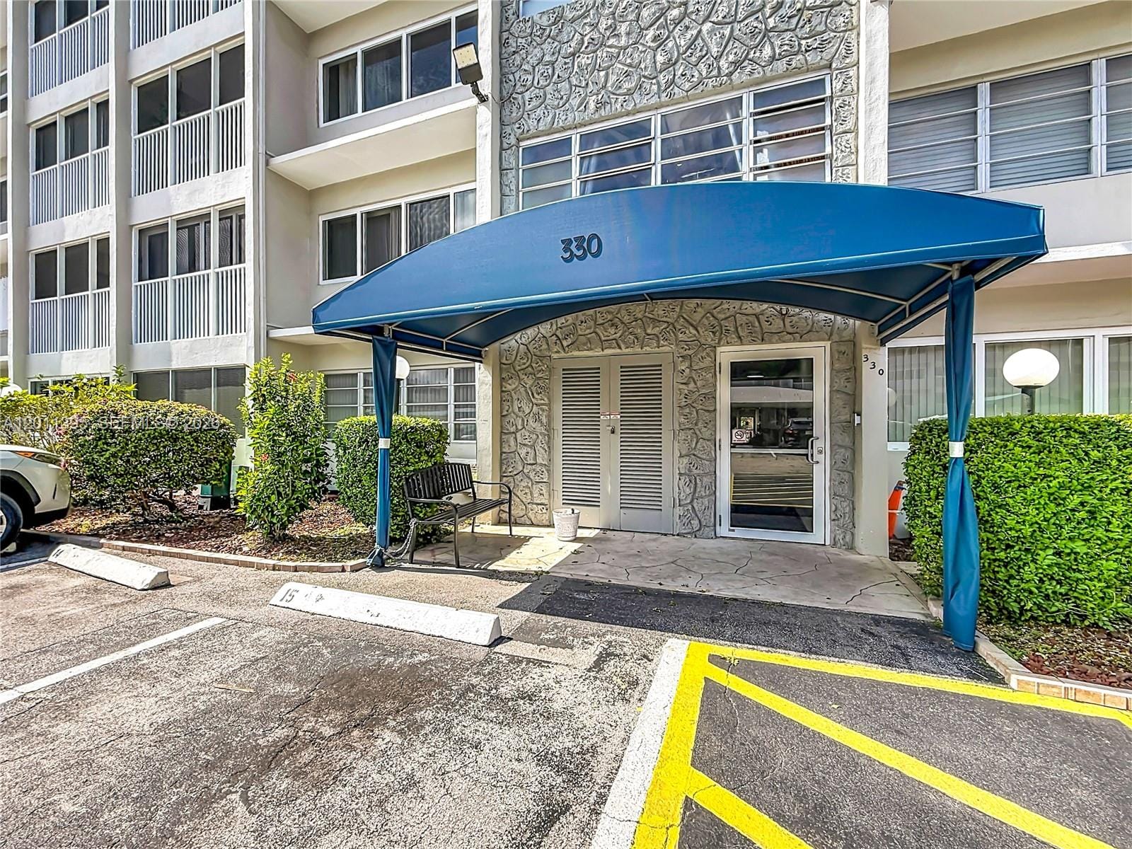 330 SE 2nd Street 305E, Hallandale Beach, FL 33009 photo 6