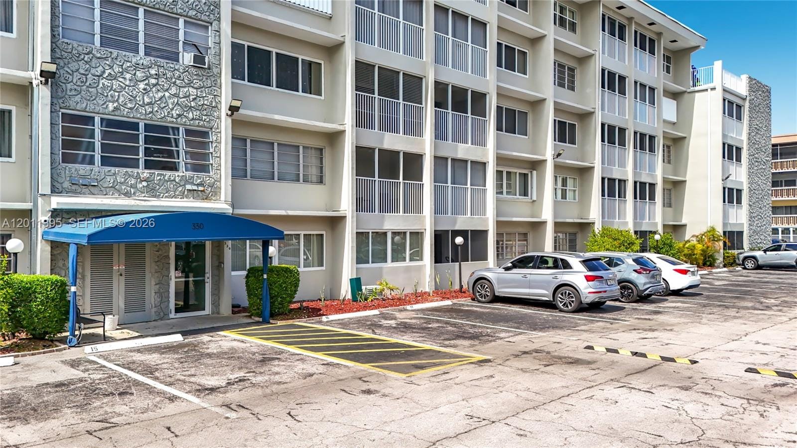 330 SE 2nd Street 305E, Hallandale Beach, FL 33009 photo 7