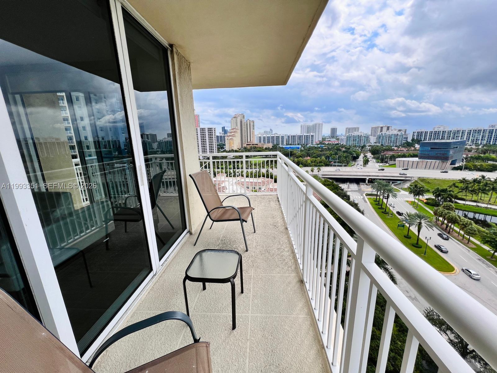 19501 W Country Club Drive 1408, Aventura, FL 33180, Aventura